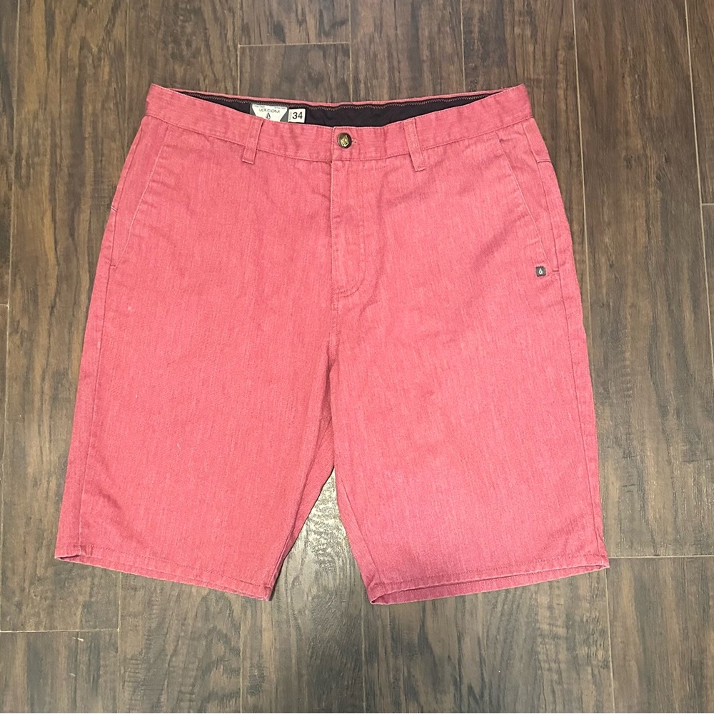 Volcom Shorts Men's 34 Red Burmuda Chino 11” Inseam Pockets Breathable